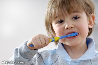 مقال: كيف تجعلين فرشاة الاسنان صديقة لطفلك | امومة و طفولة 